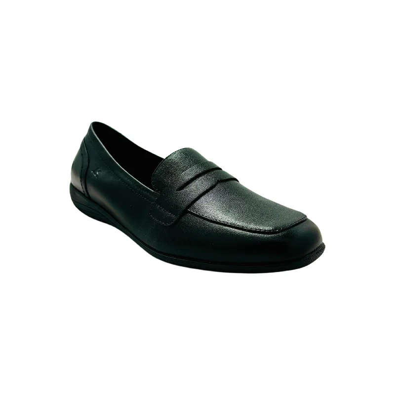 Men's loafers with a rubber sole for durability74822 Black Leather Loafer