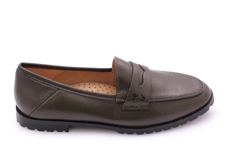 Men's loafers with a low - heeled designAllora Triki