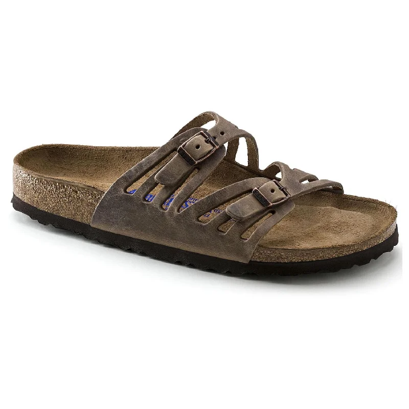 Men's sandals with a durable outer soleBirkenstock Granada Soft Footbed