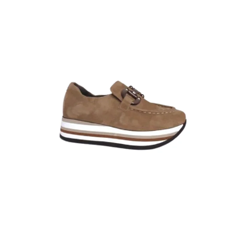 Men's loafers with a memory foam insoleCatlin Cuoio