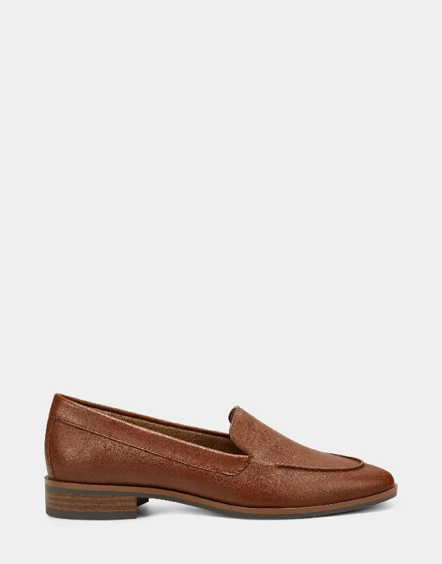 Men's loafers with a low - heeled designEast Side