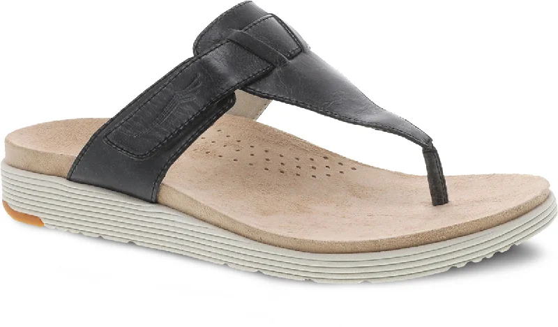 Men's sandals with a pointed toe for a stylish lookDansko Cece