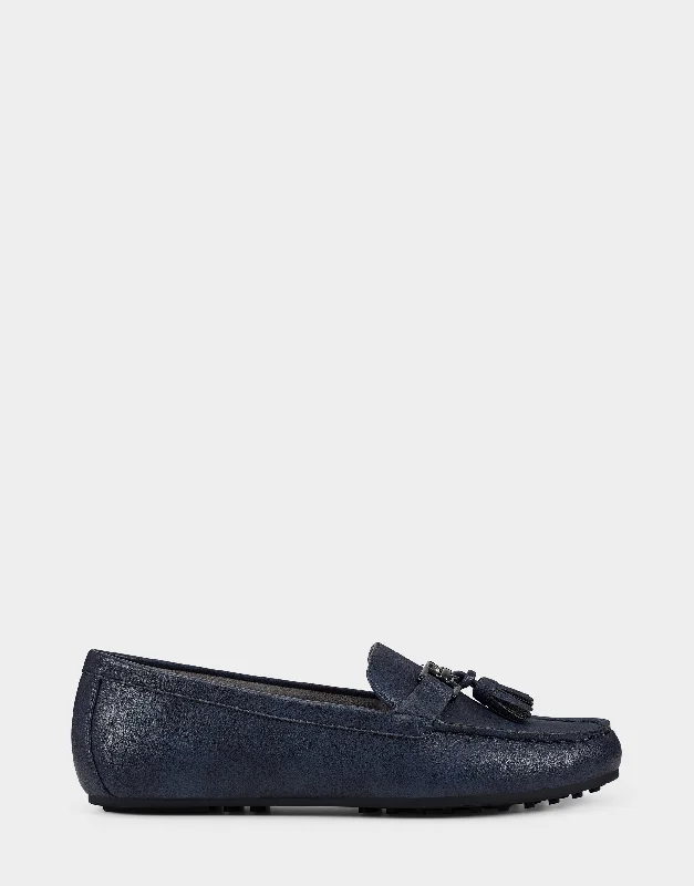 Men's loafers with a perforated leather upper for ventilationDeanna