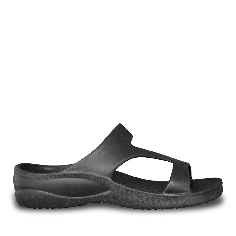 Men's sandals in a neutral color like black or brownGirls' Z Sandals - Black