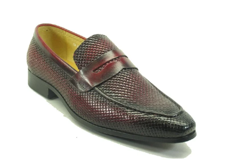 Suede men's loafers for a soft and luxurious feelKS478-110E Carrucci Burnished Woven Penny Loafer