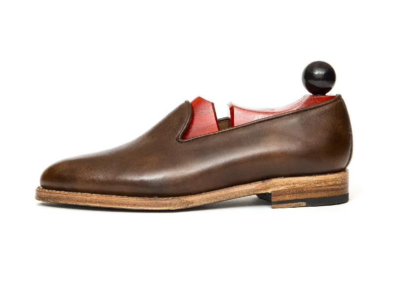 Men's loafers in a neutral color like black or brownLaurelhurst II - MTO - Copper Museum Calf - TMG Last - Natural Single Leather Sole