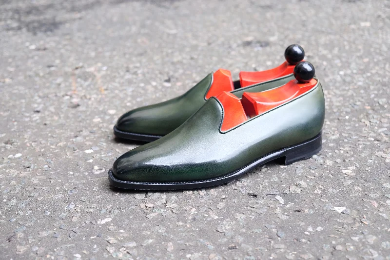 Men's loafers with a perforated leather upper for ventilationLaurelhurst II - MTO - Dark Green Calf - MGF Last - Single Leather Sole