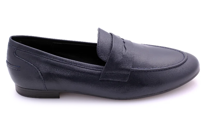 Men's loafers with a decorative buckleMenina Step Joy