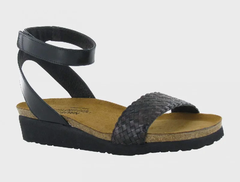 Men's sandals with a perforated leather upper for ventilationNaot Abbie