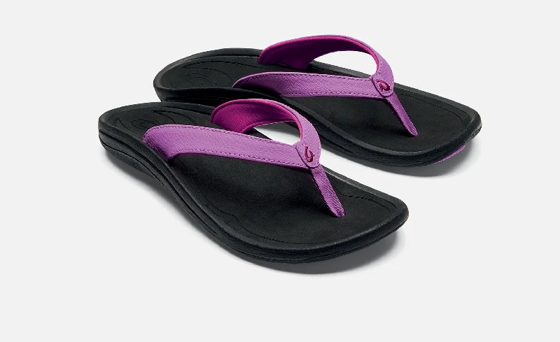 Men's sandals with a cushioned footbedOlukai Kulapa Kai