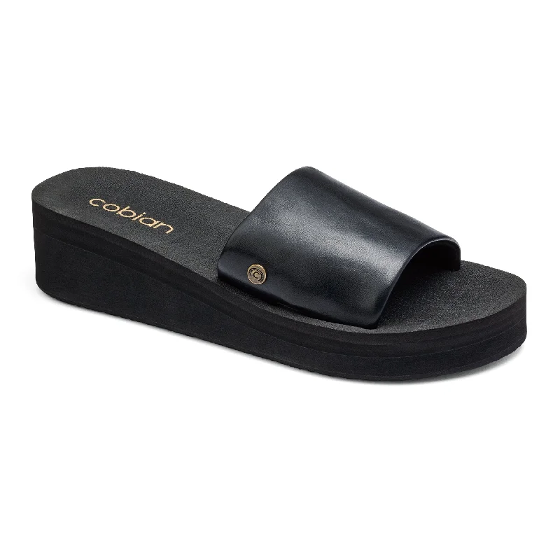 Men's sandals with a wide strap for supportSeville Slide™