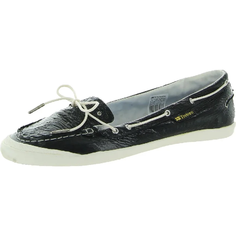 Men's Oxfords with a cap - toe design and a rubber heelTretorn Womens Sunniva Patent     Crinkled Patent Lightweight Boat Shoes