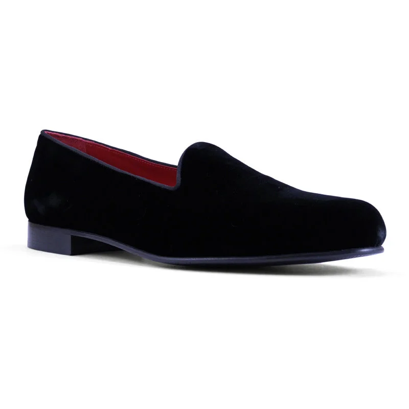 Men's loafers with a contrast stitching detail10-102-BLK VELVET TUX Shoe, Black