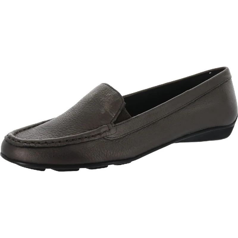 Men's Oxfords with a classic silhouette and a high - shine finishWalking Cradles Womens Mick Leather Padded Insole Loafers