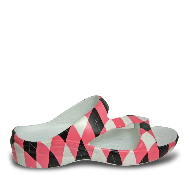 Men's sandals with a shock - absorbing insoleWomen's Loudmouth Z Sandals - Pink and Black Tile