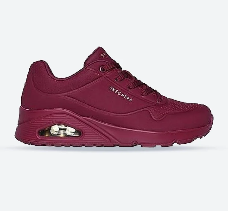 Patterned Print Women's Sneakers in Floral Designs for a Feminine and Fashion - Forward LookWomen's Wide Fit Skechers 73690 Uno Stand On Air Sports Sneakers - Plum