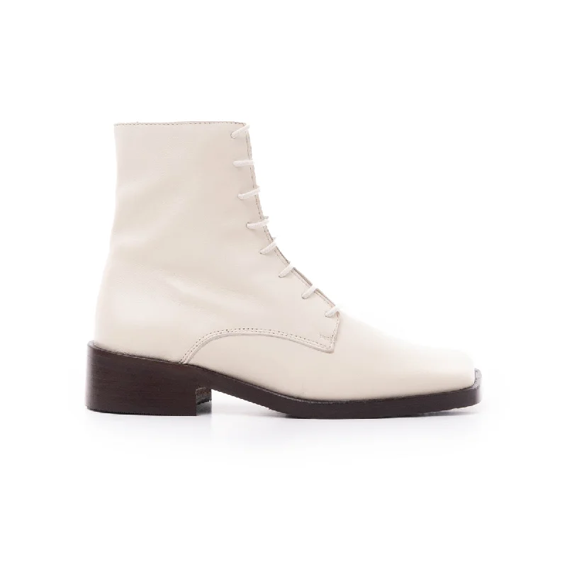 women's ankle boots with padded insolesChertsy Off White Leather