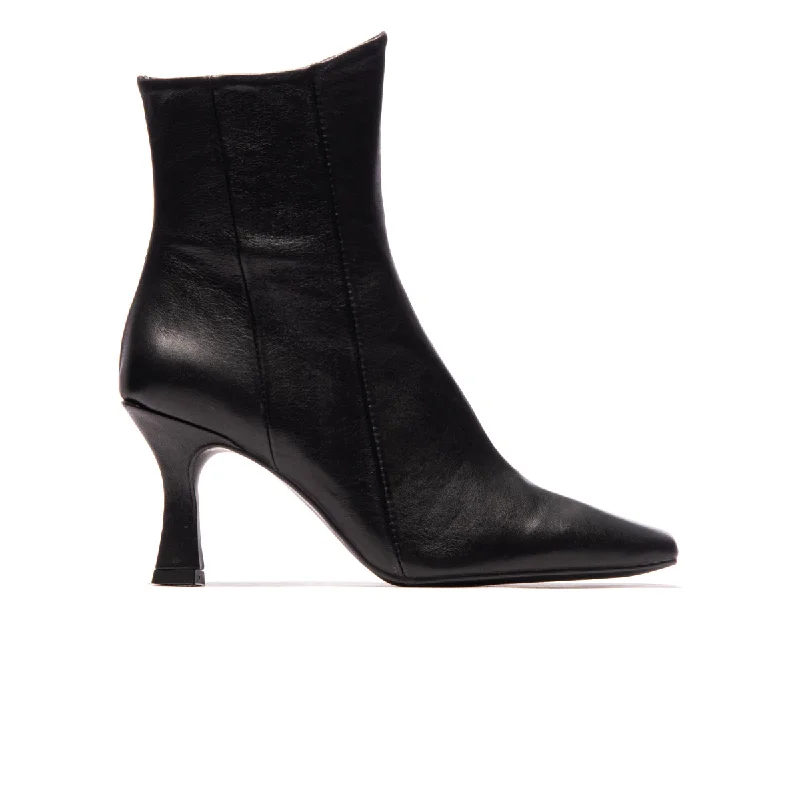 women's ankle boots with studsMagesty Black Leather