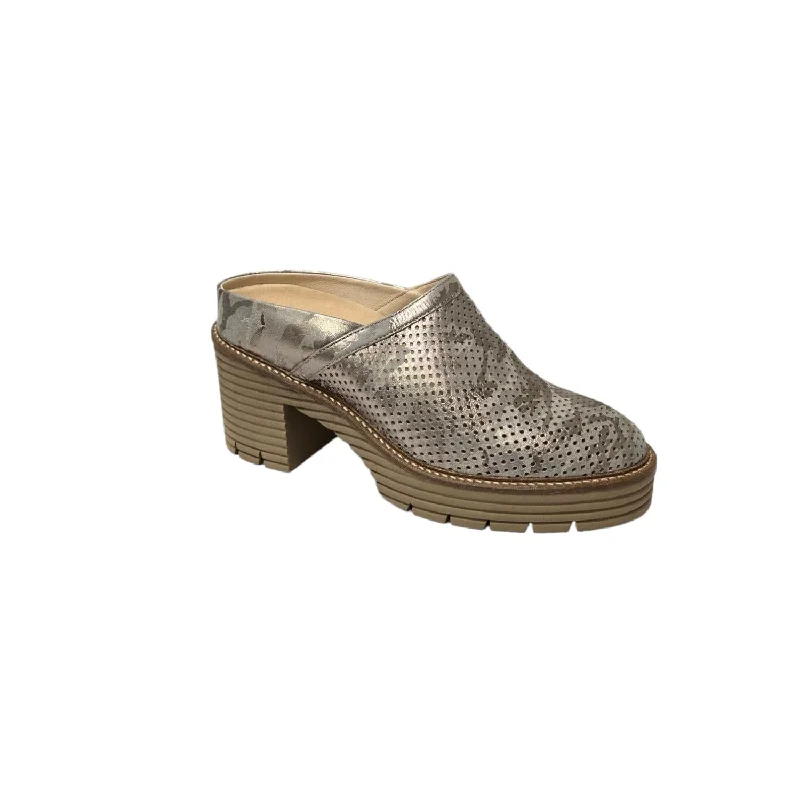 men's mules for poolsideWomen's Mansi Clog In Camoflauge